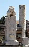 Phallus im Tempel des Dionysos