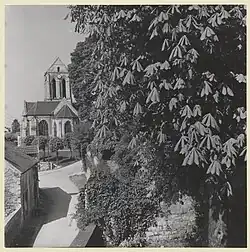 Église Notre-Dame-de-l’Assomption von Rue du Montcel, Auvers-sur-Oise 1951