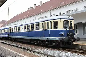 5042.14 mit einem Sonderzug in Knittelfeld (2018)