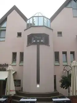 Walter Giers: Lichtkinetische Uhr, 1983