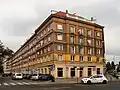 ŚDM-Wohnblock an der Ecke von der Aleja Jana Pawła II und Ulica Mazurska