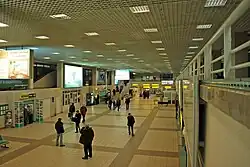 Innenraum des Terminals