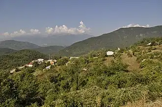 Landschaft im Spätsommer bei Prisovjani in der Opština Struga (2016)