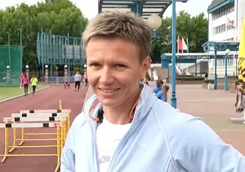 Julija Neszjarenka, 2004 Olympiasiegerin, trat hier im Semifinale nicht mehr&nbsp;an