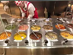 Verschiedene Zutaten für Instantnudeln, 2018