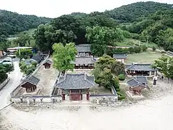 Dieses Bild zeigt eine Luftaufnahme des Museong-seowon.