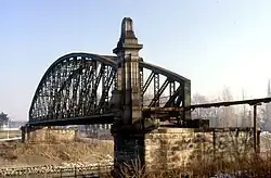 Die als Parabelträger ausgeführte alte Vorortelinie-Donaukanalbrücke