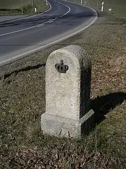 Halbmeilenstein an der B 173 im OT Buchwald