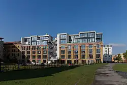 Factory Berlin, Ostfassade