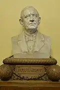Büste von Friedrich Paulsen, im Eingangsbereich der Schule