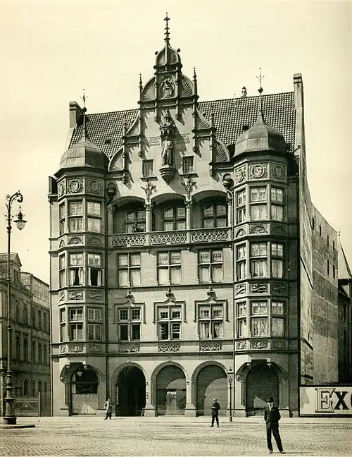 „Haus der Striehlschen Waisenstiftung“ in Hannover, 1897 von Hermann Schaedtler, Fotograf Georg Alpers senior