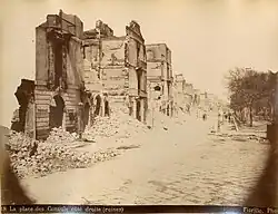 Beim britischen Beschuss 1882 zerstörte Gebäude am Place des Consuls in Alexandria