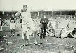 Ralph Rose, Olympiasieger von 1908 und Weltrekordinhaber, gewann&nbsp;Silber