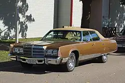 Chrysler New Yorker Brougham Hardtop Sedan (1975)