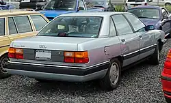USA-Version des Audi 100: Heckansicht