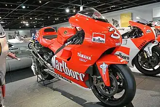 Yamaha YZR500 von Max Biaggi 2001