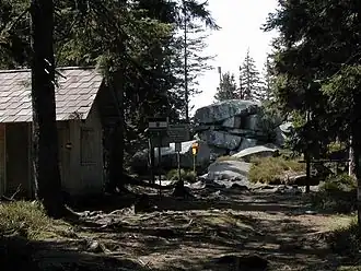 Österreichisch-tschechische Grenze an den Gipfelfelsen des Plöckensteins