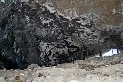 Prähistorische Höhle