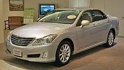 Toyota Crown Royal (S200)