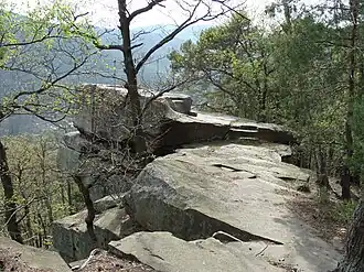Hohfels oberhalb der Burg