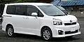 Toyota Voxy 2010–2013