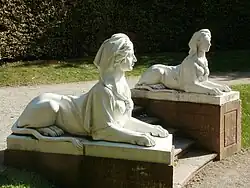 Sphingen im Naturtheater