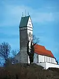 Der Bussen mit seiner markanten Kirche aus dem frühen 9. Jahrhundert ist von weither sichtbar und ein vorzüglicher Aussichtsberg. Er ist mit 766&nbsp;m Höhe die größte Erhebung im Landkreis Biberach außerhalb der Schwäbischen Alb