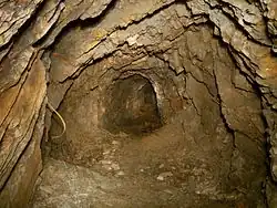 1916–1917 in den Felsen geschlagene Galerie (hier als Beispiel im Fort du Salbert des Festen Platzes Belfort)