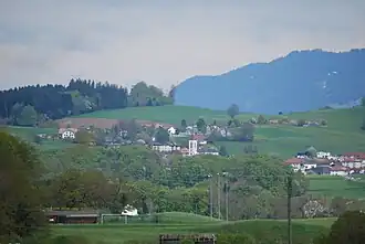 Blick auf Treyvaux vom Ortseingang von Farvagny aus
