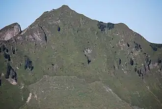 Der Sisiger Spitz im Nordosten von Riemenstalden, von Gitschen aus gesehen.