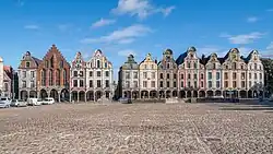 Typische Spätbarockarchitektur auf der Ostseite der Grand'Place