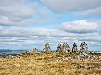 Die Nine Standards von Südwesten gesehen