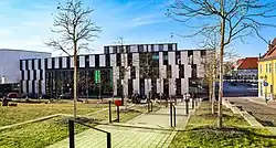 Kirchhang mit Blick Richtung Marktplatz und Paul-Wunderlich-Haus