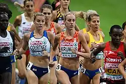 Melissa Courtney (Zweite von links) – Platz&nbsp;fünf