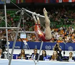 im Schewbebalken-Gerätefinale sowie