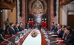 Eine japanische Delegation unter Vize-Außenminister Nakayama Norihiro besucht Francisco Guterres