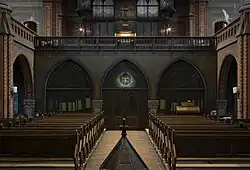 Süd-Empore mit dem Eingang in das Kirchenschiff