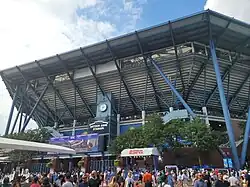 Außenansicht des Arthur Ashe Stadions