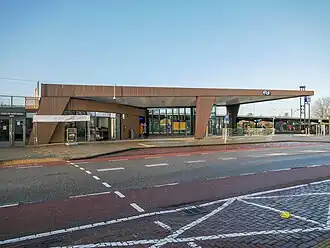 Empfangsgebäude des Bahnhofes (2022)