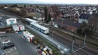 Kreuzung zweier Züge der RB&nbsp;28 im Bahnhof Zülpich nach Aufnahme des Vollbetriebs auf der Bördebahn
