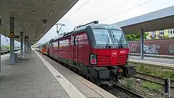 Zugschluss beim Langenfelder Verfahren. Hier sitzt der Triebfahrzeugführer. Die Lok zeigt Schlusssignal Zg2, der "falsche" Stromabnehmer ist gehoben.