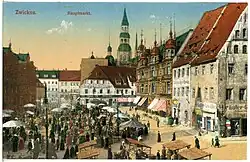 Farbig kolorierte Ansichtskarte mit Marktständen