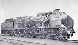 Nach André Chapelons Vorgaben aus einer 4500 (Achsfolge 2’C1’ Pacific) umgebaute 4703 der P.O. mit Kylchap-Saugzuganlage