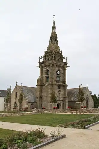 Kirche in Lampaul-Ploudalmézeau