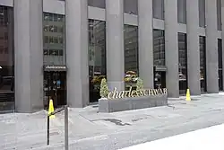 Eingangsbereich der Charles Schwab Corporation.