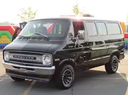 Plymouth Voyager (1974–1983), siehe Dodge Ram Wagon