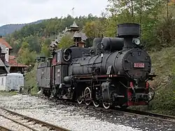 83-052, Bau­jahr 1926, ist eine von zwei vor­han­de­nen be­triebs­fä­hi­gen Loks die­ser Rei­he.