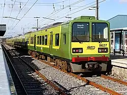 DART-Zug der 8520 Class in Howth