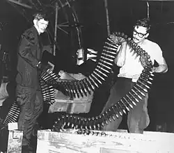 Munitionsgurt einer älteren M61 mit Gurtzuführung