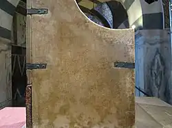 Eingeritzte Mühle-Petroglyphe am Aachener Königsthron (um 800)